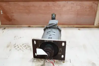 Mitsubishi DC Servo Motor