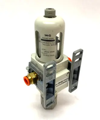 AW20K-N02-1CZ-B | SMC  Modular Filter Regulator 3~30psi Set Press w/ Dual Spacers - New – Open box
