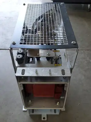 USED Schneider Electric QGH 26827 03 JD 2132