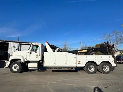 Used 2003 INTERNATIONAL PAYSTAR 5500I Tow trucks Washington US | Puget Sound Truck Sales #1546531