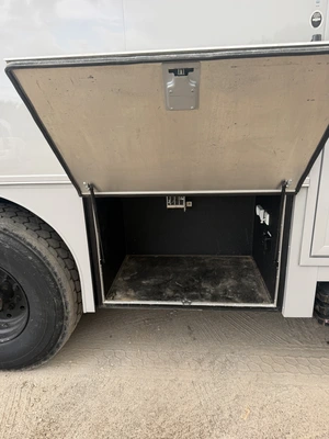 Used 2021 INTERNATIONAL SHOWHAULER CUSTOM 4X4 Campers, Caravans, Motorhomes Michigan US | Miedema Asset Management Group #1580270