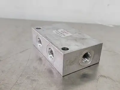 USED INTEGRATED HYDRAULICS 401AA00078A