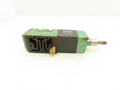 Numatics 152SA400K011Z MK15 Pneumatic Directional Solenoid Valve 120V Lot of 2