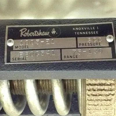 USED ROBERTSHAW 1003-E1