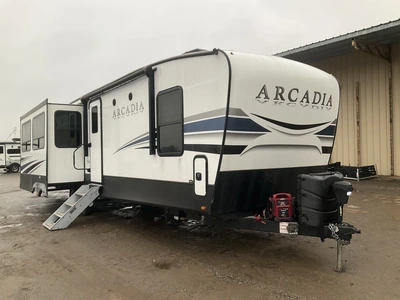 Used 2022 KEYSTONE ARCADIA Campers, Caravans, Motorhomes Michigan US | Miedema Asset Management Group #1325680