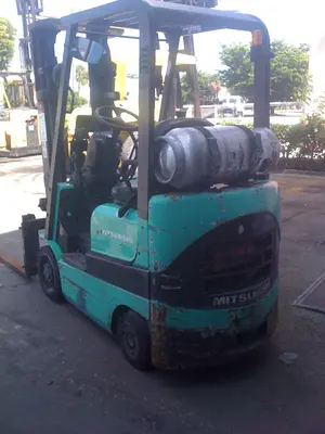 USED MITSUBISHI 1997 3000 LBS