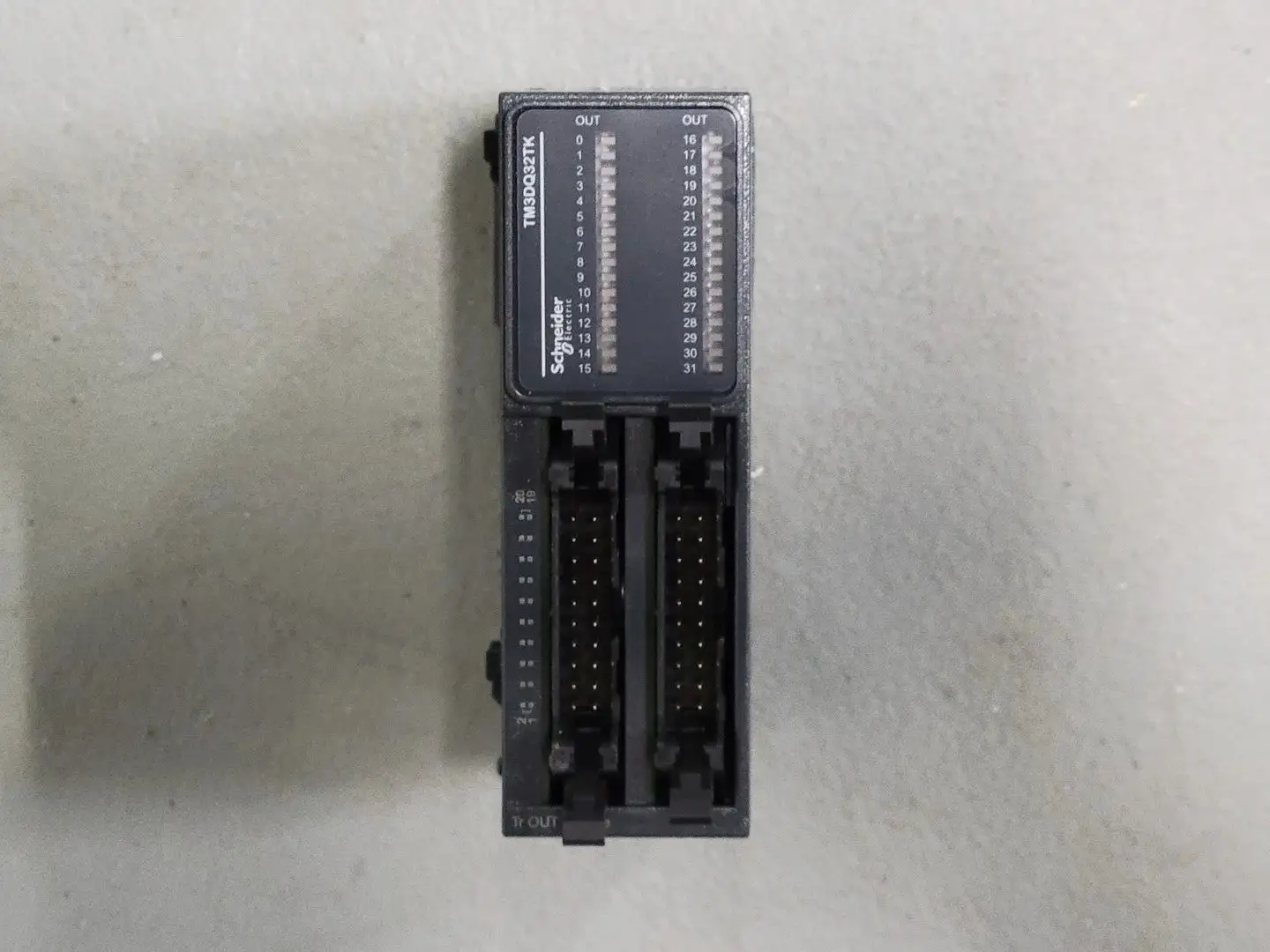 NEW SCHNEIDER ELECTRIC TM3DQ32TK
