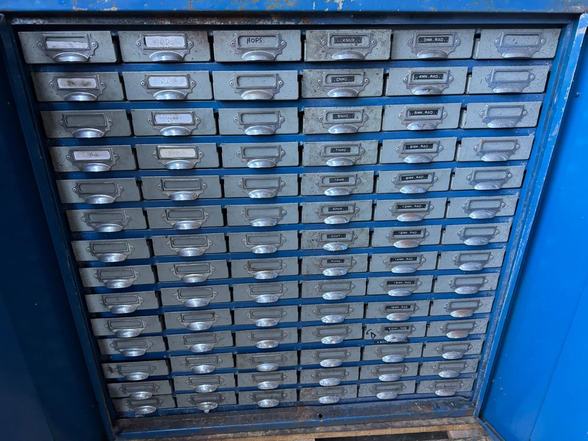 USED Tooling Cabinet 84 Drawer