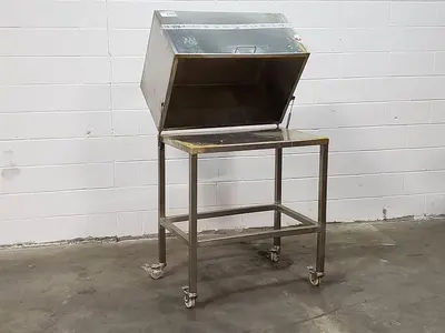 SS Lidded Table