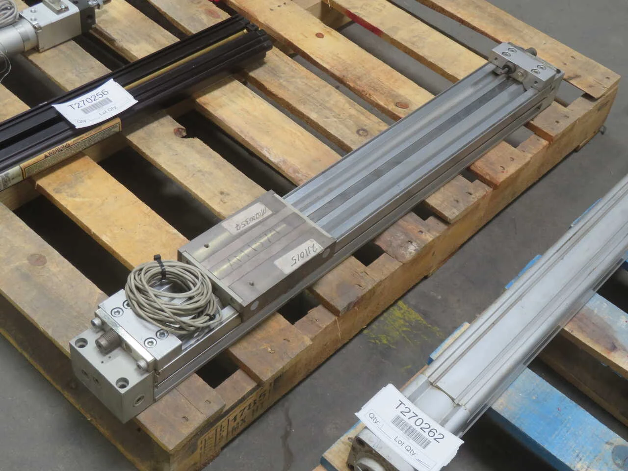 Used SMC _UNKNOWN_ Pneumatic Cylinders Texas US | OCO Industrial #1704199