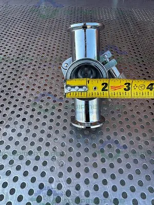 USED BS&B GR-C SAFETY HEAD 1 1/2" FITTING W/ 45 PSIG RUPTURE DISC, 1 1/2" TEE FITTING
