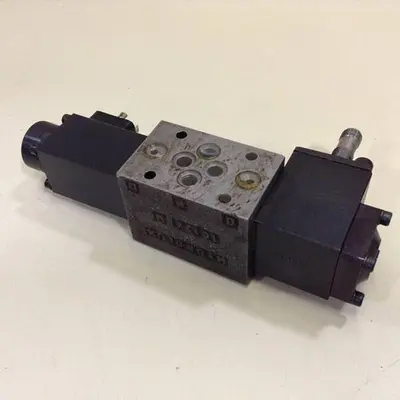 USED MOOG WE52P06C68PBOBNCIX9