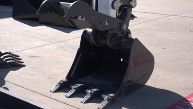 USED 2025 Bobcat E40 R2