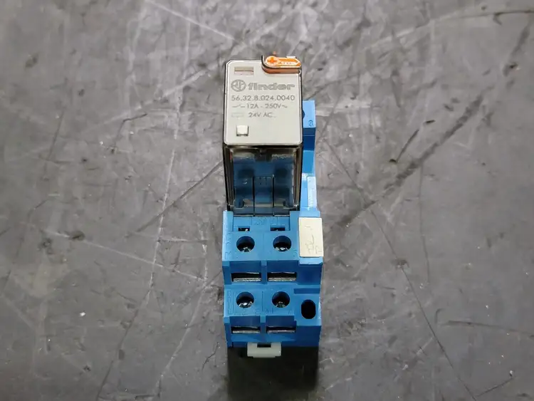 New | in-Stock FINDER 56.32.8.024.0040 Misc Electrical & Power Parts British Columbia CA | Lenmark #247594