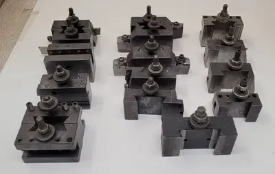 USED ALORIS TOOL POST HOLDER
