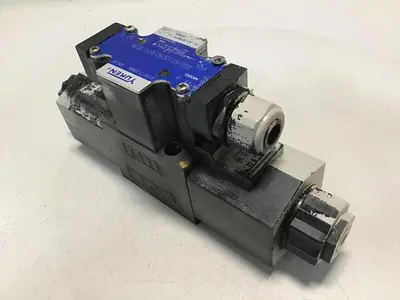 USED YUKEN DSG-01-3C40-D24-5018