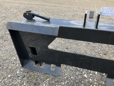 Used WOLVERINE PT-16-02C 3-POINT TRACTOR ATTACHMENT ADAPTER CAT. 2 Miscellaneous Agriculture (Farm) Equipment Michigan US | Miedema Asset Management Group #1324201