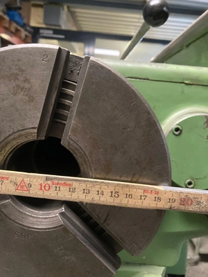 REIDEN Centre Lathe, in very good working condition