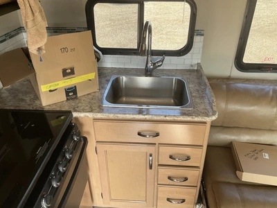 Used 2017 FORD FOUR WINDS 30D Campers, Caravans, Motorhomes Michigan US | Miedema Asset Management Group #1339038