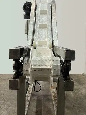 4.5' High Z-Style Incline Conveyor