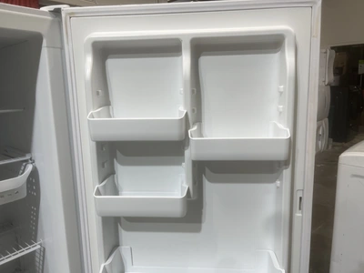 Used FRIGIDAIRE FREEZER Freezers Michigan US | Miedema Asset Management Group #1322143