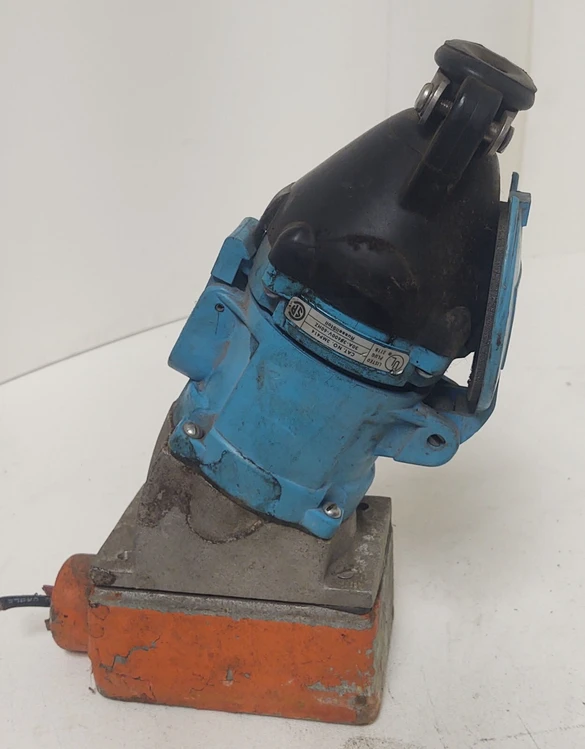 Used Russellstoll _UNKNOWN_ Disconnects Kentucky US | Edwards Industrial Repair #974480