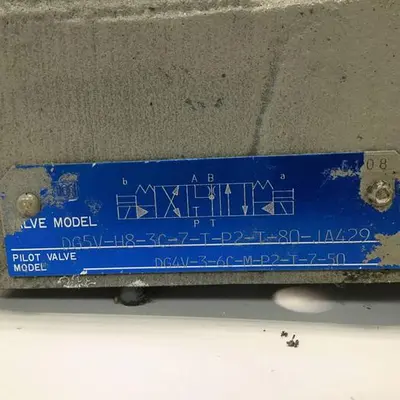 USED VICKERS DG4V-3-6C-M-P2-T-7-50