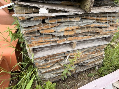 USED GET REAL NATURAL SLATE STONE ARCHITECTURAL SERIES APPROXIMATELY 250SQ FT
