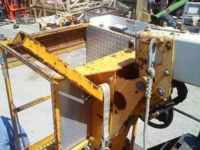 USED 1998 VERSALIFT TEL29ENH