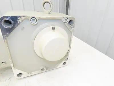 Sumitomo RNYM5-1633-AV-B-30 Hyponic Drive Gearmotor 30:1/58rpm 3.7kw 230V 3PH