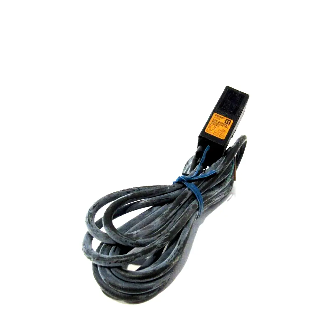 NEW OMRON E3S-DS10E41 PHOTO ELECTRIC SWITCH E3SDS10E41