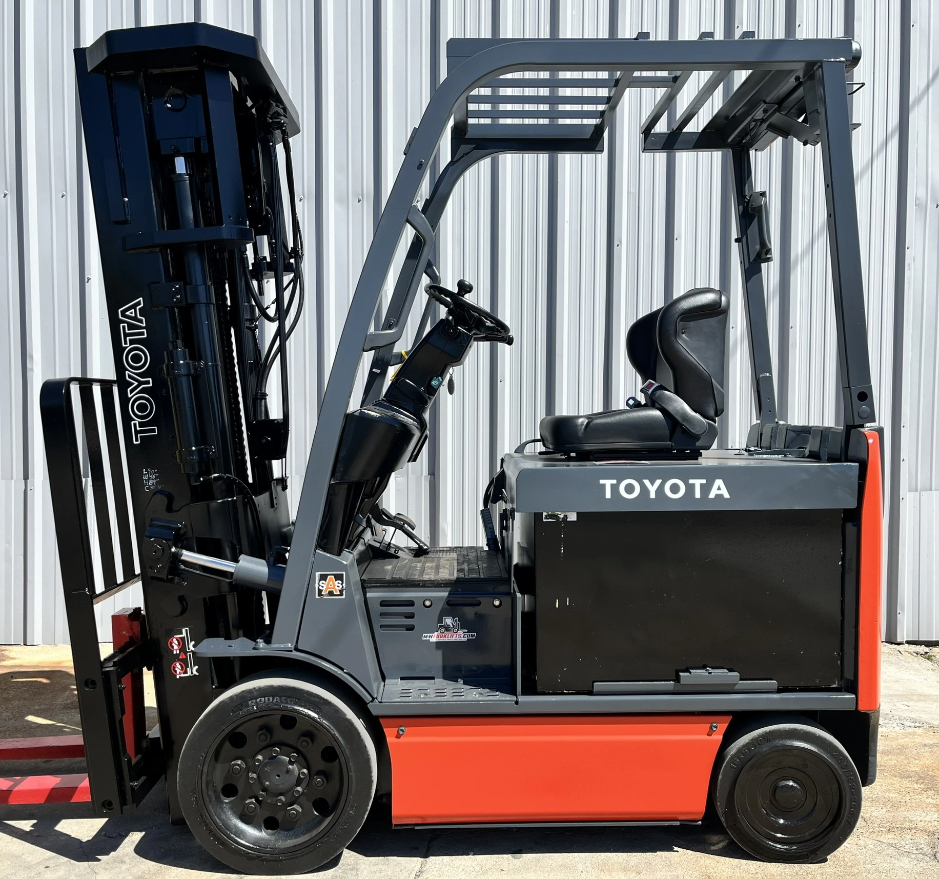 USED 2012 TOYOTA 8FBCHU25