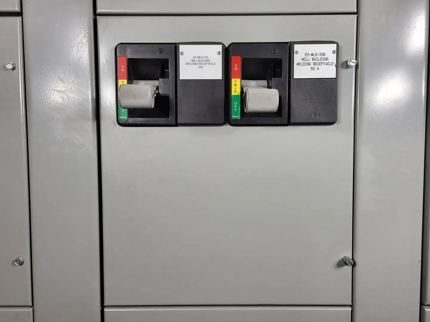 Used EATON CUTLER-HAMMER HFD3060S Switchgears British Columbia CA | Lenmark #239887