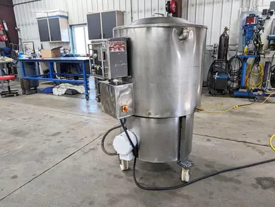 SAVAGE 450 CM Chocolate Conditioner | Harvest Equipment and Fabrication Inc (7)