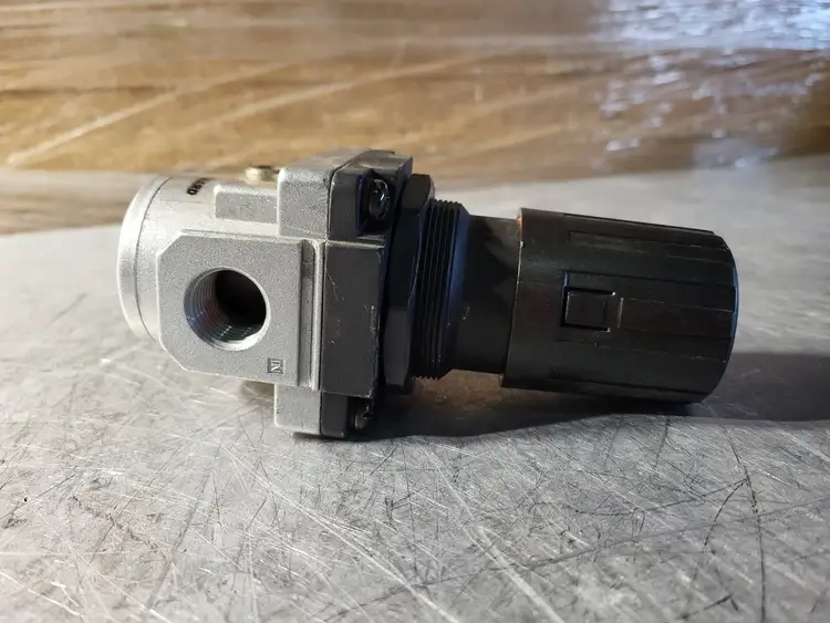 Used WESTWARD R15934 Parts (Hydraulics and Pneumatics) British Columbia CA | Lenmark #271359