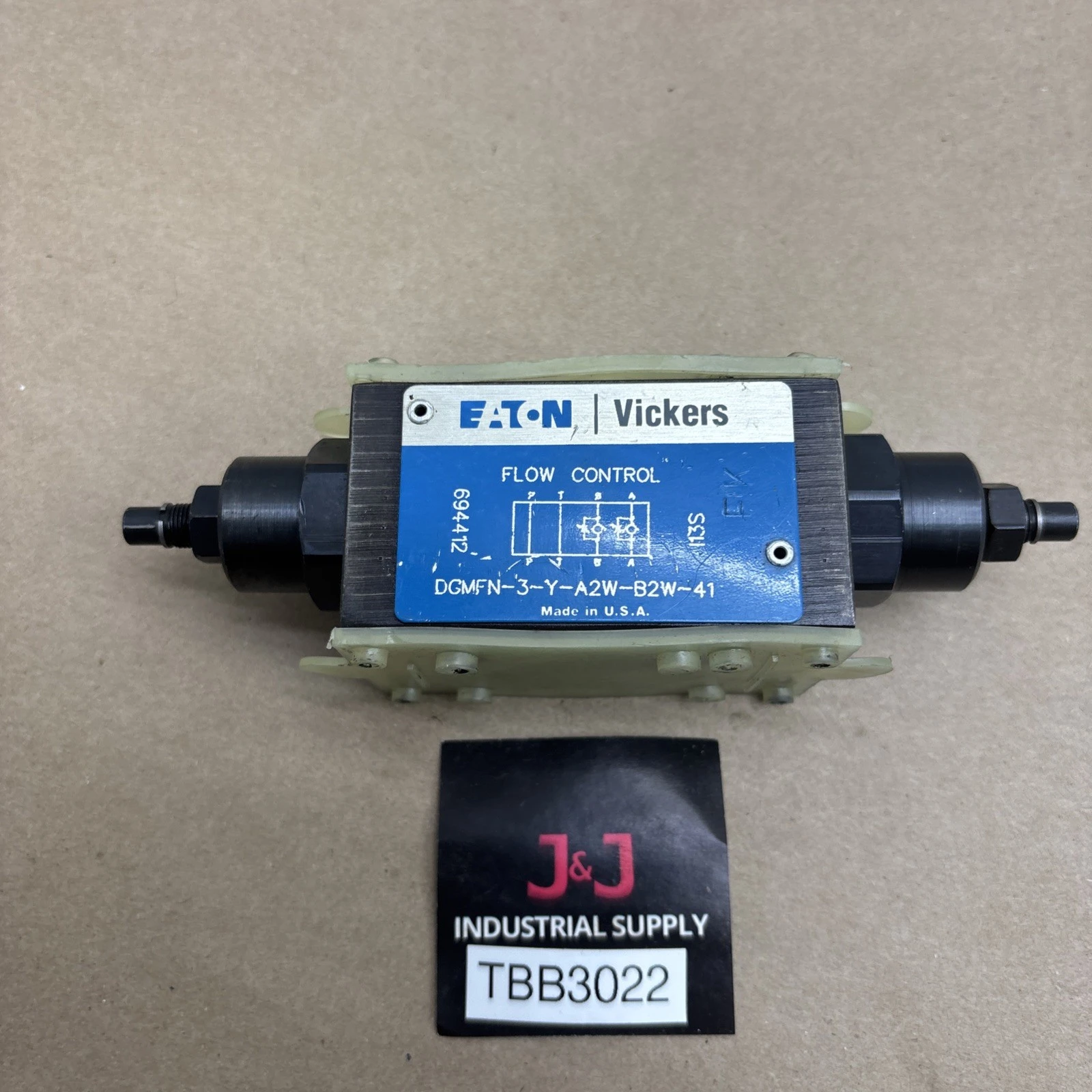 NEW Vickers DGMFN-3-Y-A2W-B2W-41