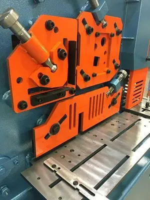 SCOTCHMAN 85 TON IRONWORKER