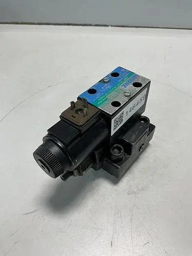USED VICKERS DG4V-3S-2AL-M-U-HL7-60-EN490