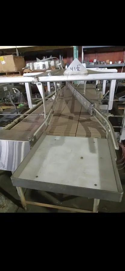 Arrow Multi-Lane Dump Table