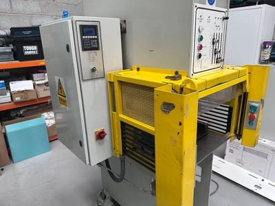 Used 1990 HARE 10HP Hydraulic Presses GB | Charter Auctions #1398548