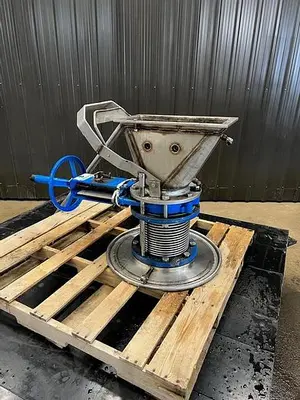 USED SIEBTECHNIK SHORT BOWL DECANTER