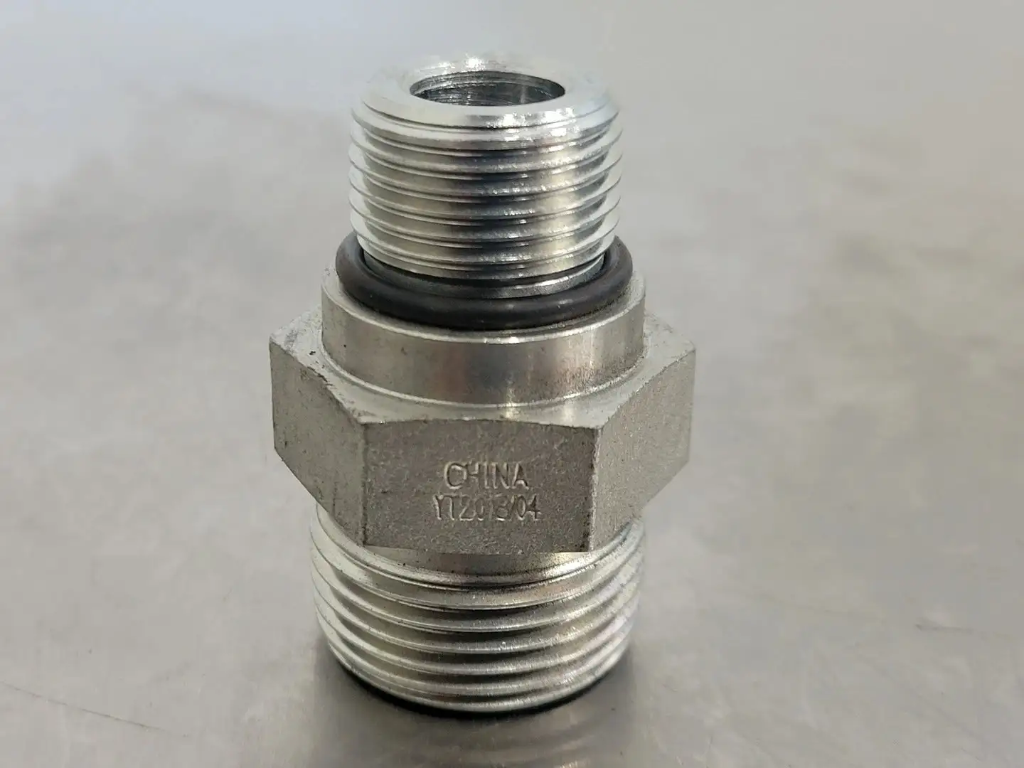 Hydraulic Adapter M-12 ORFS X M-10 ORB 3/4" x 5/8" (Bag of 4)