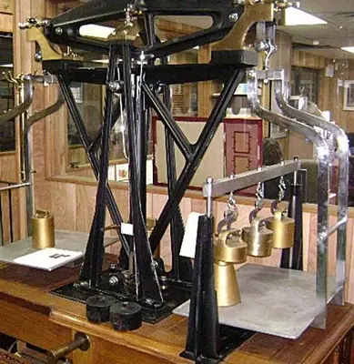 1337-385 Antique L. Oertling HD Assay Bullion Balance Beam Scale Circa 1860