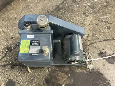 Used WELCH 1402 Vacuum Pumps Ohio US | HGR 24 #1566914