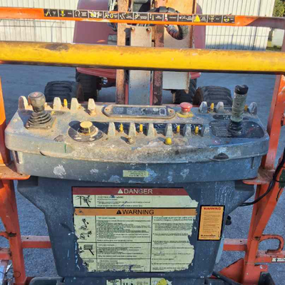 USED 2017 JLG 450AJ