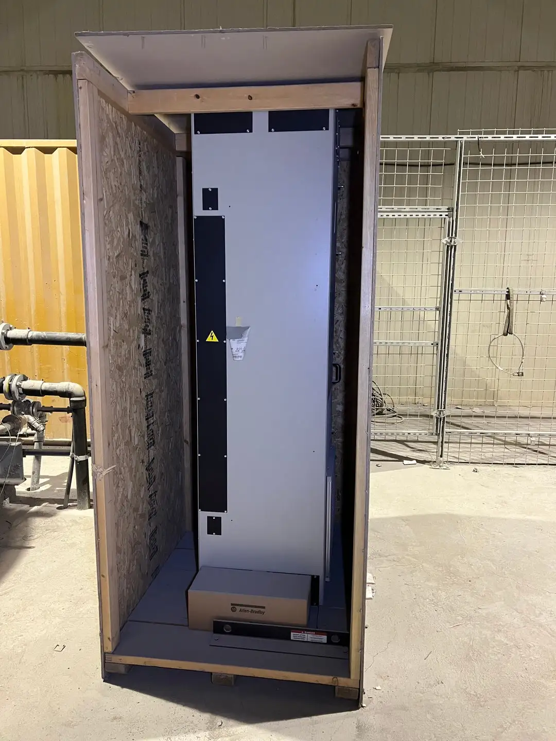 USED ALLEN BRADLEY POWERFLEX 755