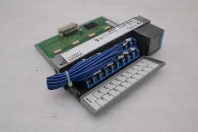 AB Allen-Bradley SLC500  1746-ITV16 Input Module Ser C 10-30VDC STK 5348A