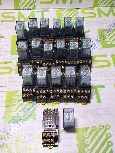 OMRON MY4NJ 24VDC 150VAC 3A RELAY WITH PYF14A BASE SOCKET - LOT OF 19