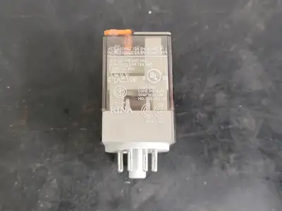 USED ALLEN-BRADLEY 700-HA32A1-3-4