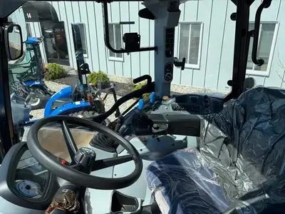 New | in-Stock 2025 NEW HOLLAND T5.120 Utility Tractors Maine US | Beauregard Equipment #1511337